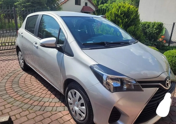 Toyota Yaris cena 42500 przebieg: 90700, rok produkcji 2016 z Łódź małe 11